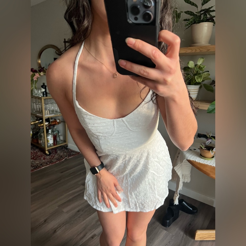 Hello Molly White Dress - Picture 4 of 5